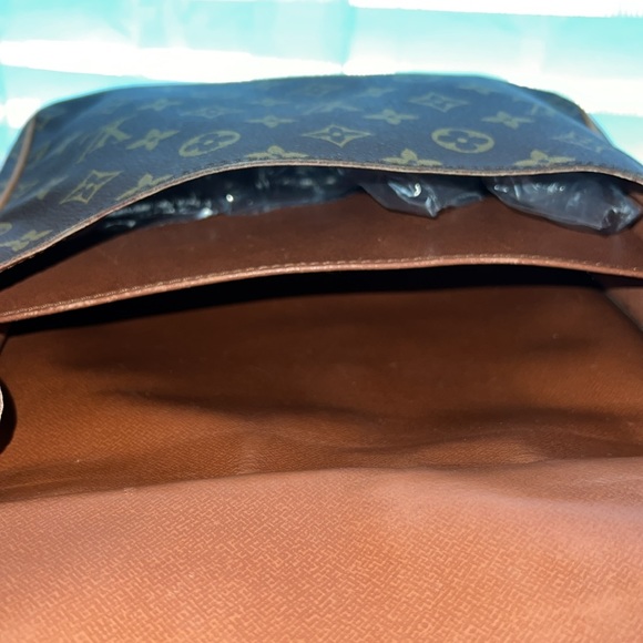Louis Vuitton Cartouchiere GM - Picture 8 of 12